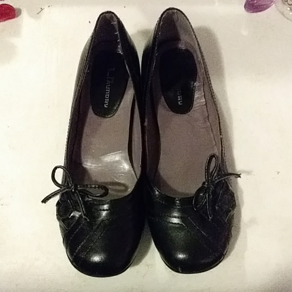 Women's black sandals